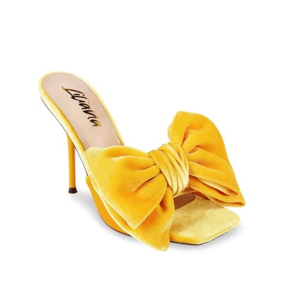 Shoes - Yellow velvet bow heels